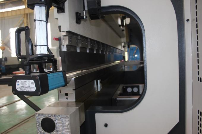 Προσαρμοσμένη κουρεύοντας μηχανή φύλλων τάσης, 0.3mm CNC 3200 X 200 τόνου φρένο Τύπου